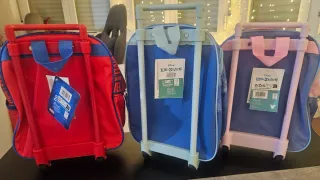 Lote de Mochilas , estiches  Disney,