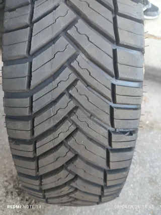 Llantas +neumático de repuesto 225/75R/16C