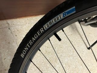 Bicicleta Trek Navigator 2.0
