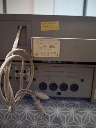 Philips F4212 Amplificador Integrado Estéreo