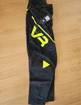 Pantalon enduro VR46 nuevo