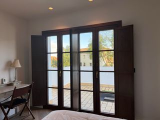 Ventanas Madera y Balconeras con Contraventanas