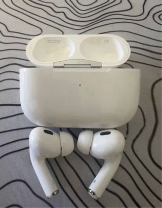 iPhone 13 Pro + AirPods pro 2