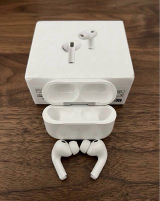 iPhone 13 Pro + airpods pro 3