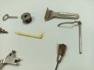 Caja Metálica Sigma con Accesorios