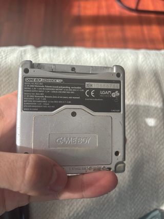 Nintendo Game Boy Advance SP + 3Juegos Pokémonrubi