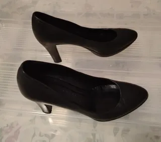 Zapatos de tacón negros Paco Herrero