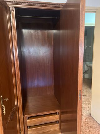 Armario de madera 4 puertas
