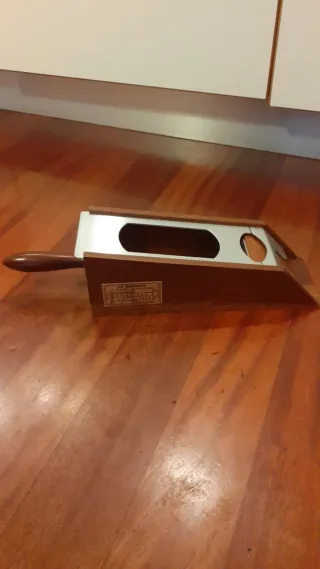 Portacarte da gioco in legno e metallo