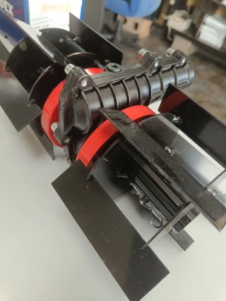 Rueda desbrozadora para cortadora de césped