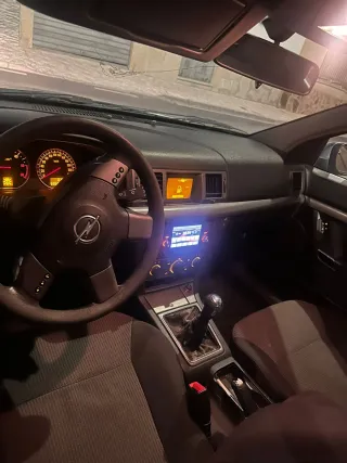 Opel Vectra 2004