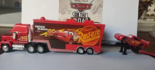 RAYO MCQUEEN RUST-EZE+CAMIÓN 95