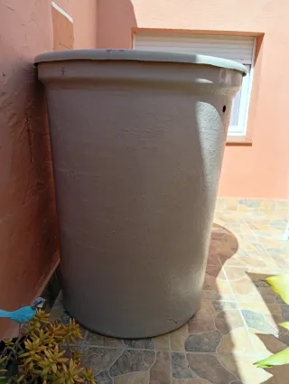 Depósito agua 1000L con accesorios