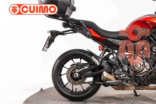 YAMAHA TRACER 7
