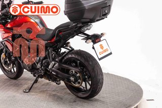 YAMAHA TRACER 7
