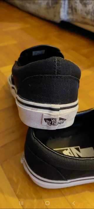 Vans slip on nere con fiori