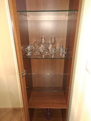 Mueble TV, aparador, vitrina madera.