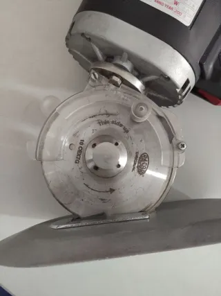 Rasor SW100 Máquina de corte textil