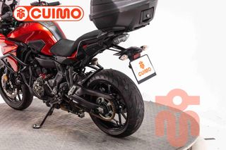 YAMAHA TRACER 7