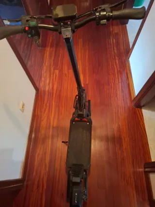 PATINETE ELÉCTRICO TODOMART S9 ,318 km Como nuevo