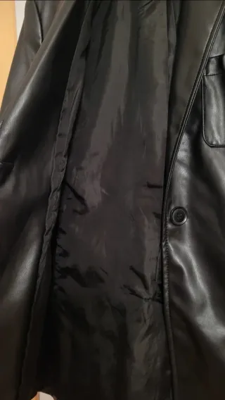 Blazer de cuero negro