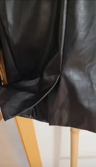Blazer de cuero negro