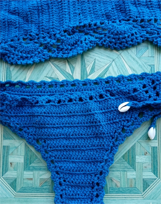 Bikini Crochet Azul Eléctrico Conchas Talla XS/S