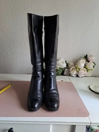 Botas altas de cuero negras mujer