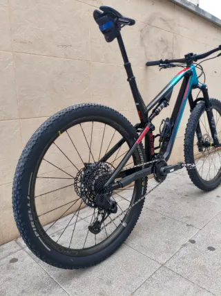 Bicicleta de Montaña Conway RLC FS 6.9
