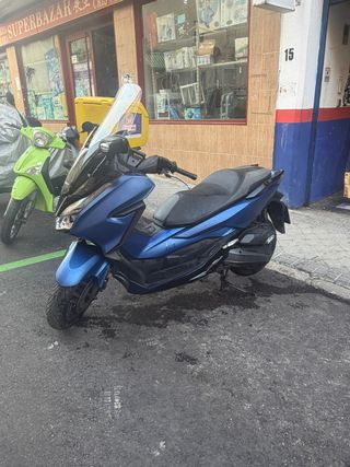 Honda Forza 125 Azul