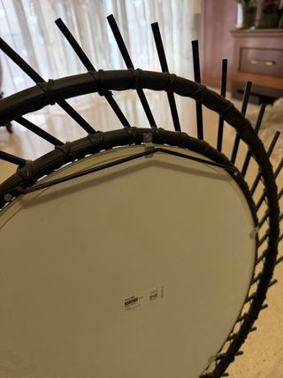 Espejo redondo mimbre negro Ikea sin usar