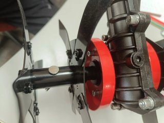 Rueda surcadora para desbrozadora
