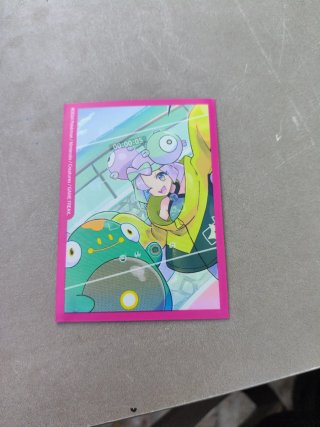 Carta Pokémon Pikachu Básico PS 70 con funda pro