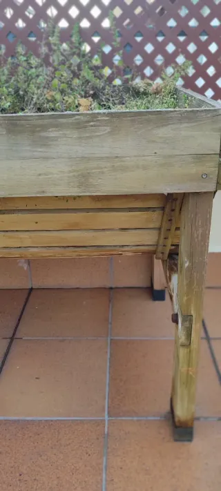 Jardinera semillero de madera