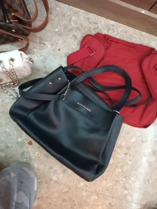 Lote bolsos y mochila
