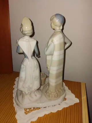Figuras pareja de Falleros Porcelana
