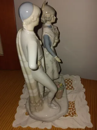 Figuras pareja de Falleros Porcelana