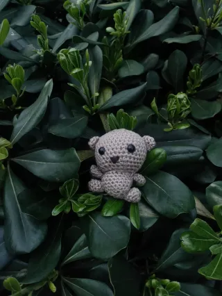 Oso de peluche tejido a mano