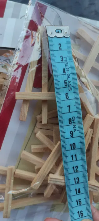 48 Mini Caballetes de Madera
