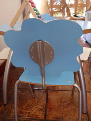 Conjunto infantil mesa y sillas Agatha Ruiz