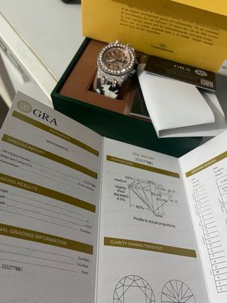 Reloj de lujo con Diamantes Moisanita VVS1