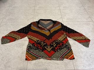 Blusa estampada multicolor