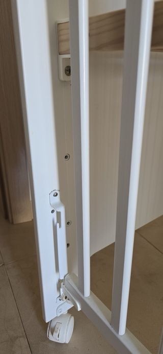 Cuna de bebé blanca