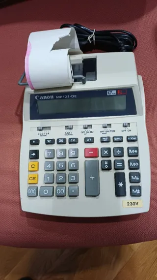 Calculadora Canon MP121-DE