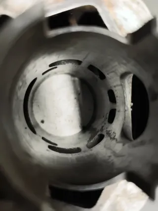 Cilindro, culata  metrakit tobera y caja laminas