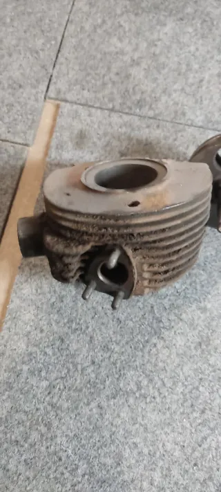 Cigüeñal  y cilindro de Vespa Tubo
