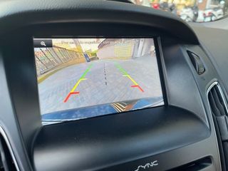 Ford Focus 2.0 ST 250 CV