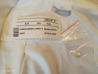 Camisa nueva, 100% ALGODON. TUTTO PICCOLO. T8 años