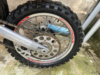 Moto Cross KTM Naranja y Negra