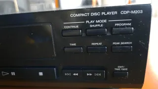 Reproductor CD Sony CDP-M203 para piezas